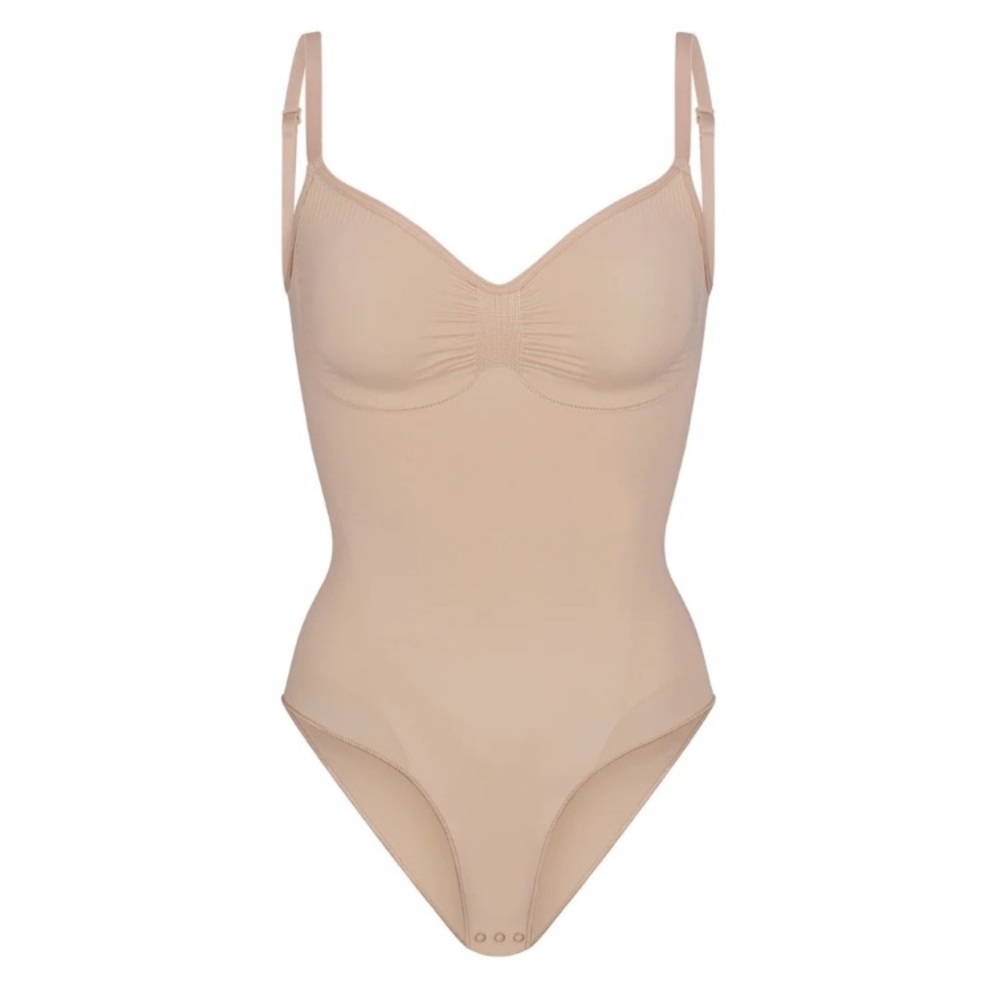 Skims NWT Seamless Sculpt Brief Bodysuit Beige New Size 4XL